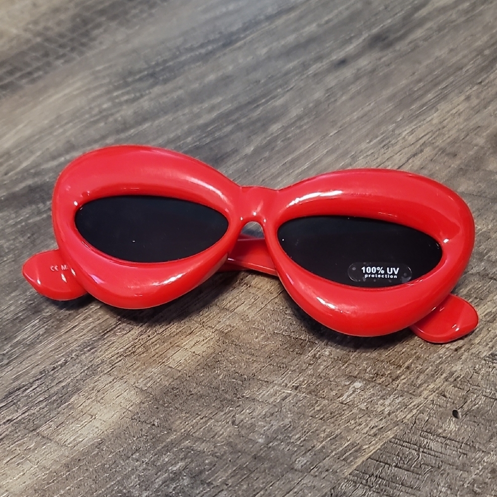 Bold Red Cat Eye Sunglasses
